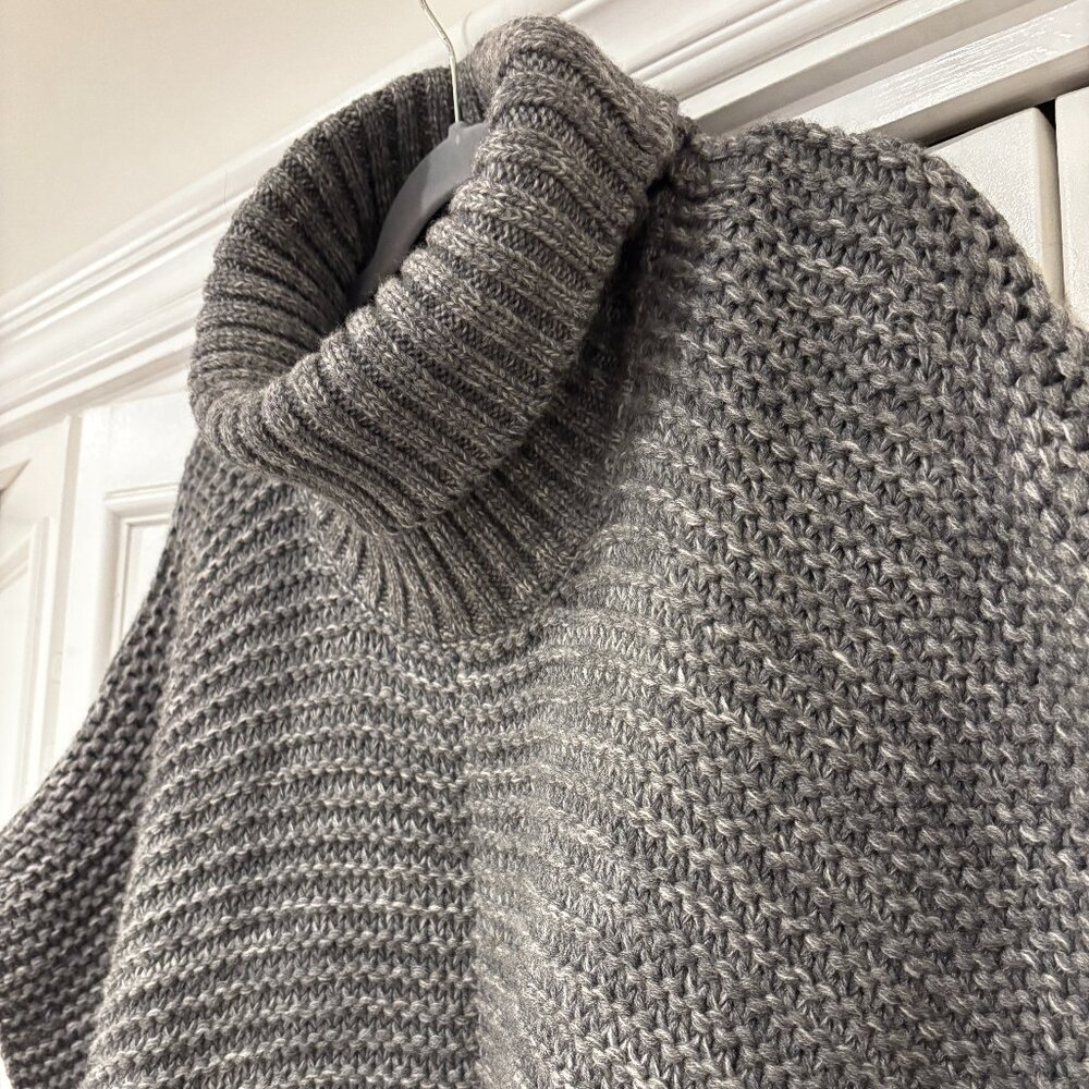 UGG Sweaters I  Ugg Chunky Knit Grey Turtleneck Poncho Sweater (One Size) - Picture 7 of 8
